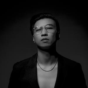 华伦天奴被C到高潮的视频
